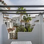 Elegant Penthouse With Private Rooftop Sun Deck In Naranjos, Apartment Marbella